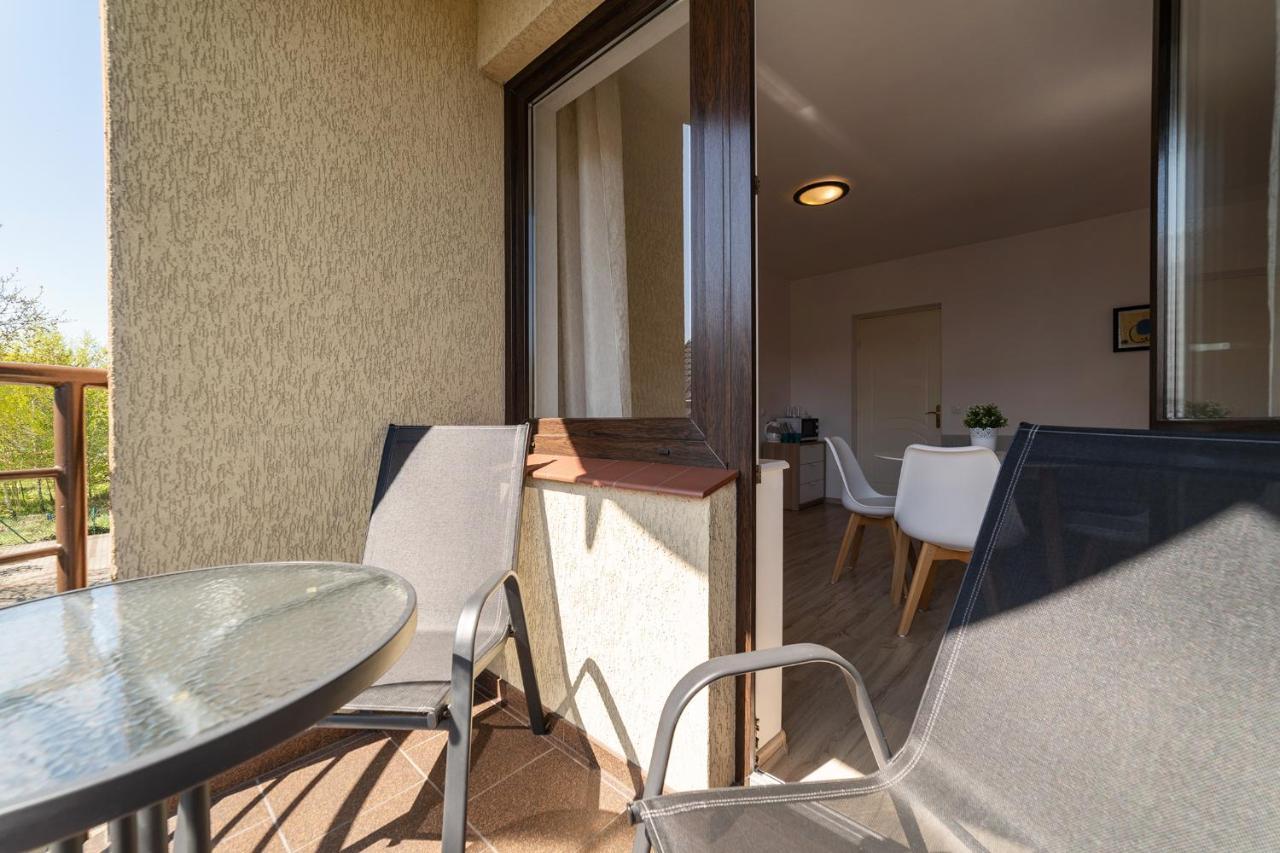 Mario Pokoje - Apartamenty Jastarnia Exterior photo